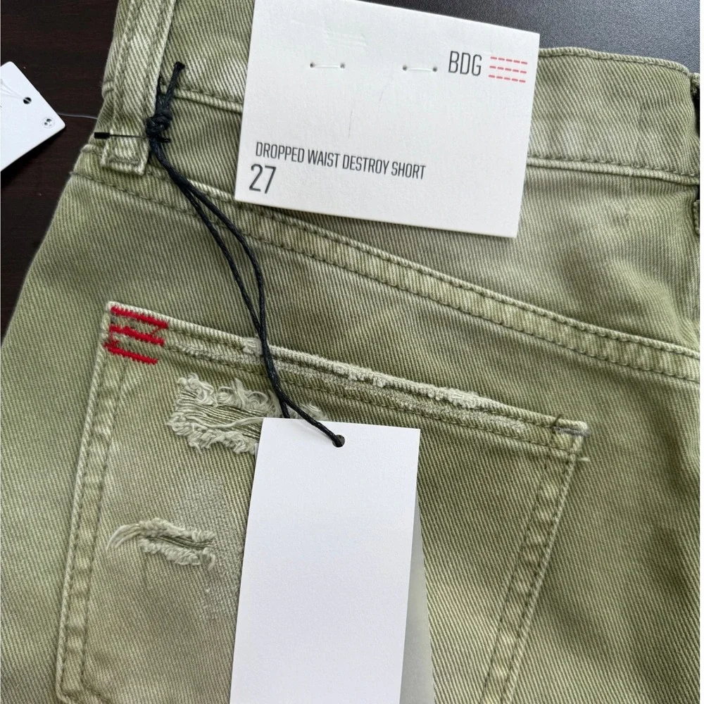 NWT BDG Dropped Waist Destroy Short Moss Green 27 Olive‎ Army
